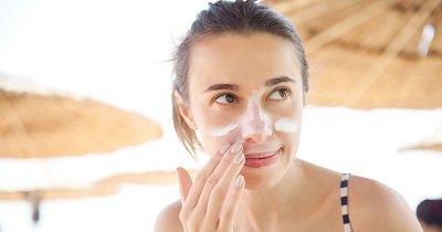 استخدام واقي الشمس.jpg